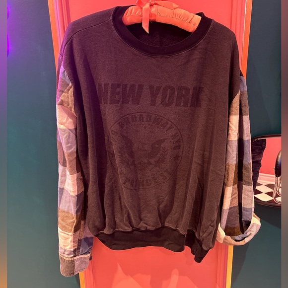 Unisex Urban Outfitters vintage “New York” sweatshirt - Picture 2 of 4